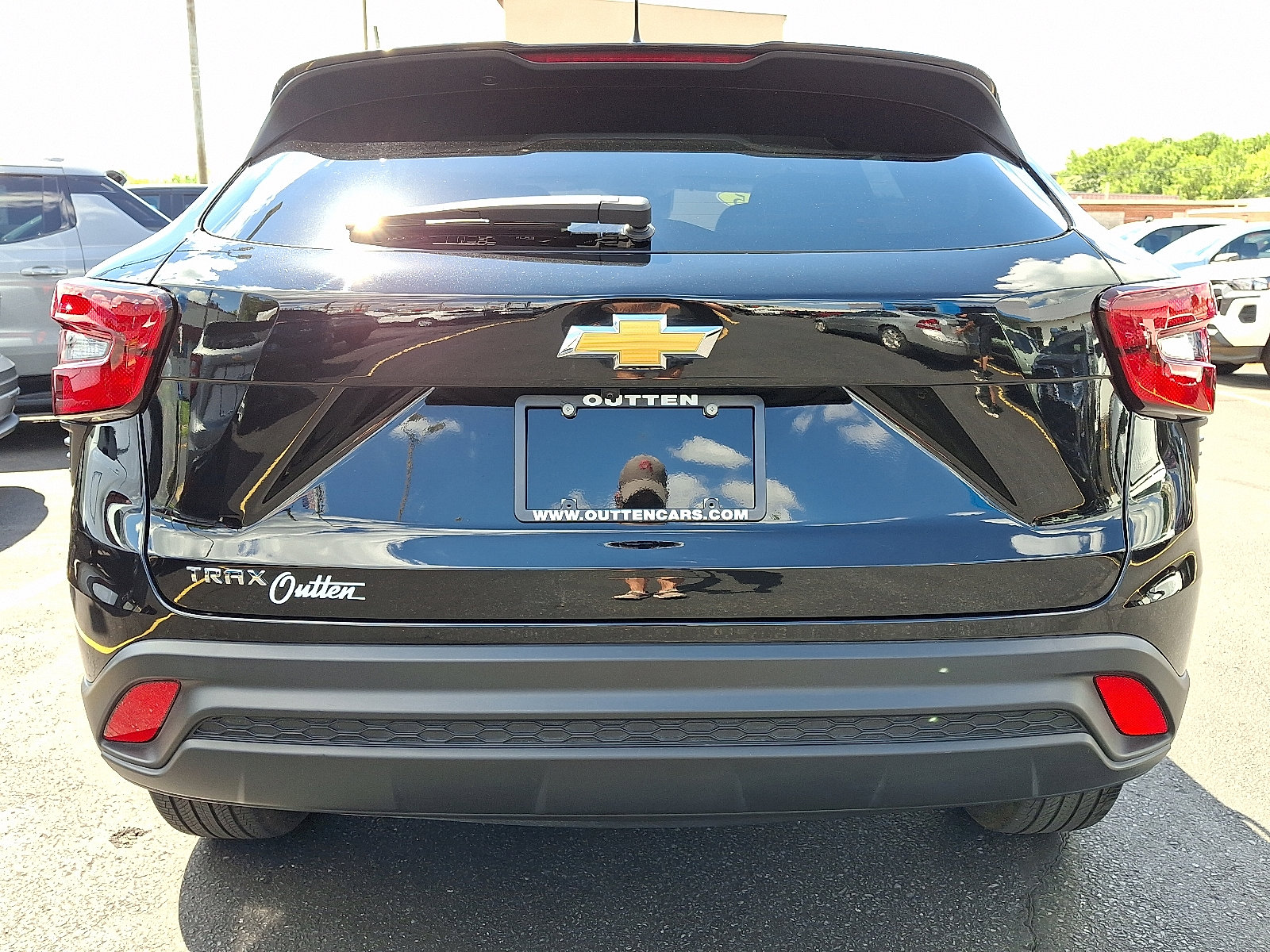 Used 2025 Chevrolet Trax LS image 4