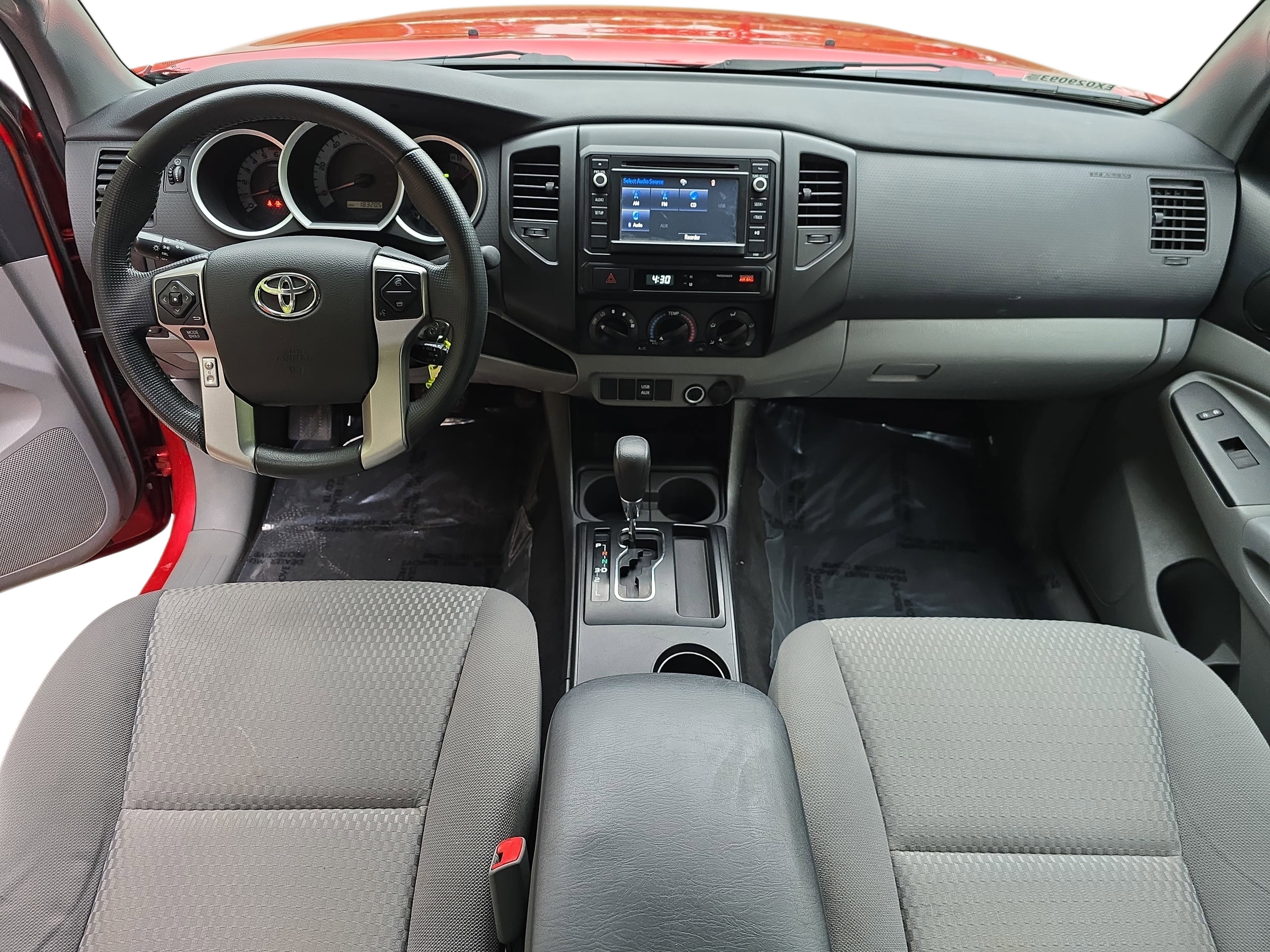 Used 2014 Toyota Tacoma PreRunner w/ Convenience Package RWD image 9