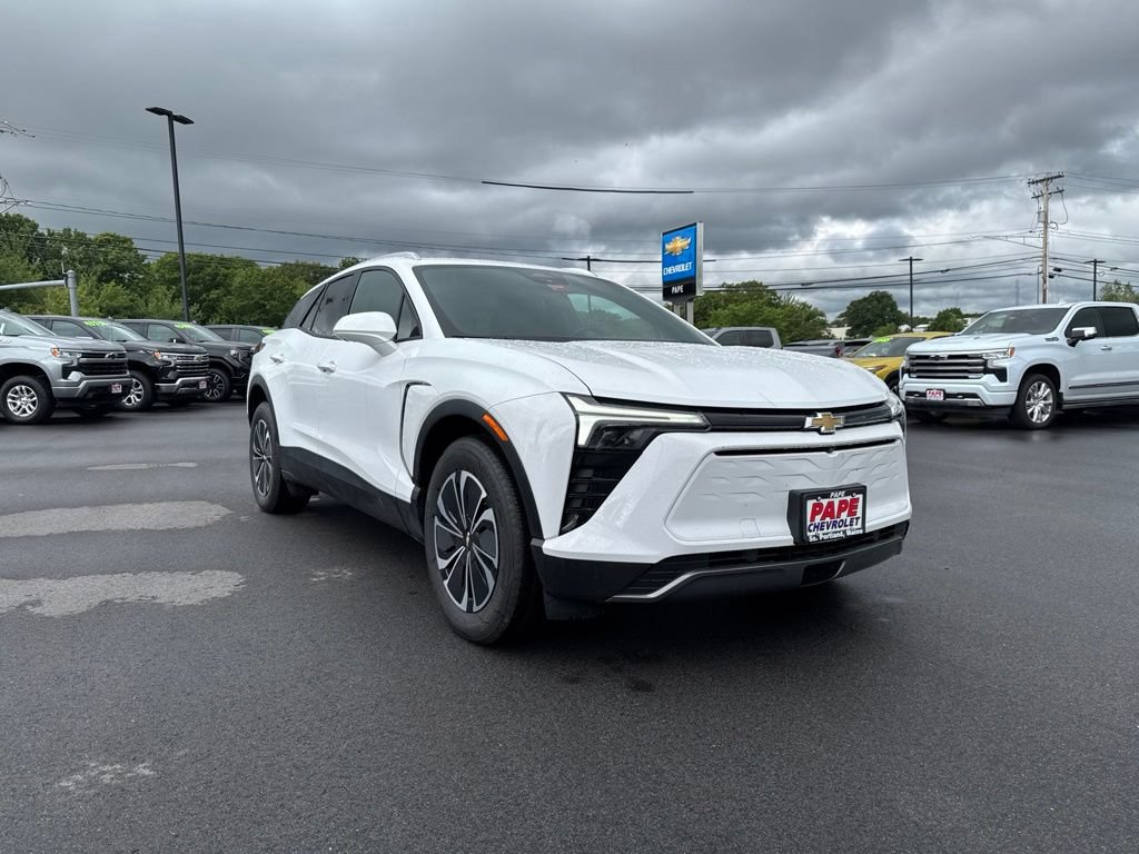 New 2025 Chevrolet Blazer EV LT AWD/4WD image 3