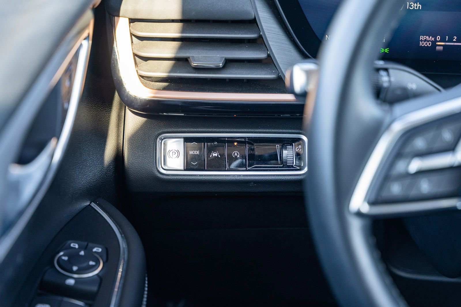 Used 2025 Buick Envision Sport Touring image 24