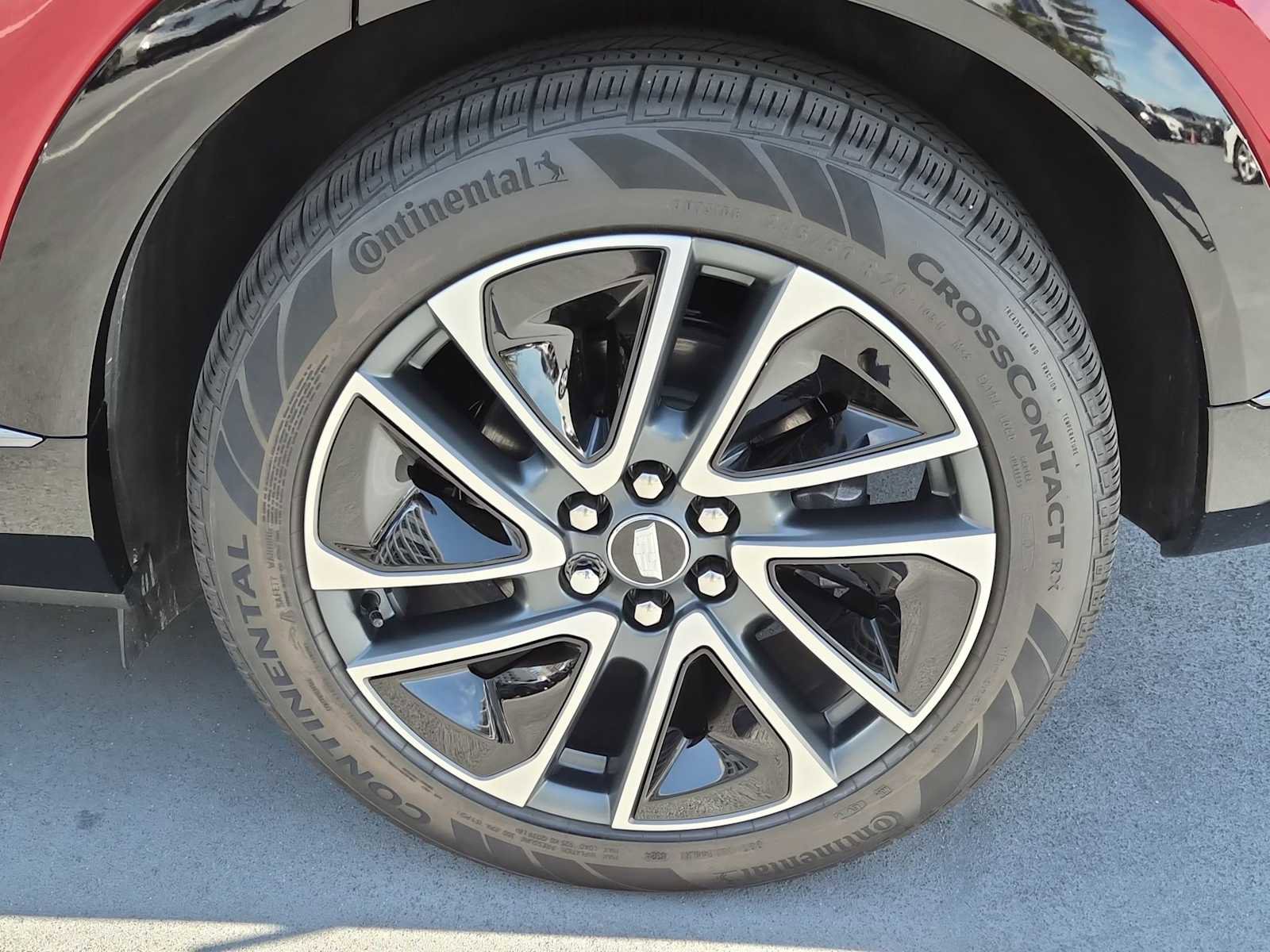 Used 2025 Cadillac Optiq Sport 1 AWD/4WD image 12
