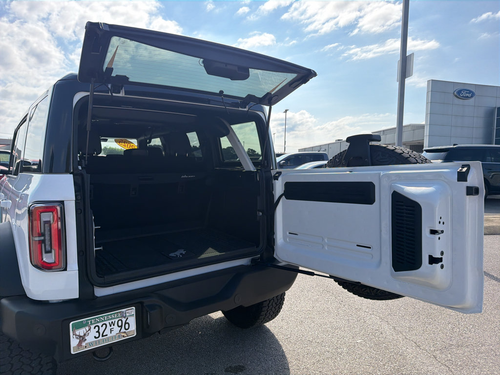 Used 2025 Ford Bronco Outer Banks w/ Sasquatch Package AWD/4WD image 27