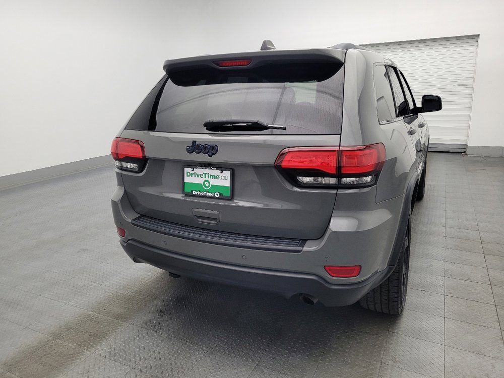 Used 2019 Jeep Grand Cherokee Laredo image 7