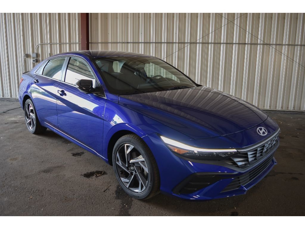 New 2025 Hyundai Elantra Sport