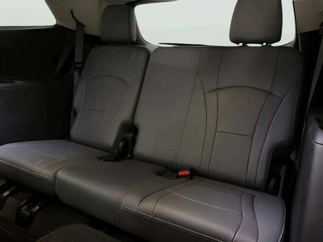 Used 2020 Buick Enclave Essence FWD image 42