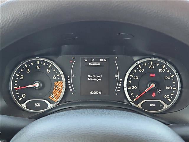 Used 2023 Jeep Renegade Latitude AWD/4WD image 11
