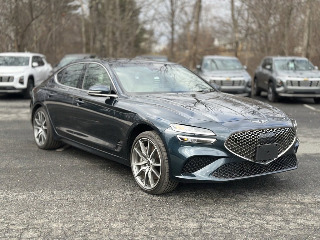 Used 2024 Genesis G70 2.5T image 8