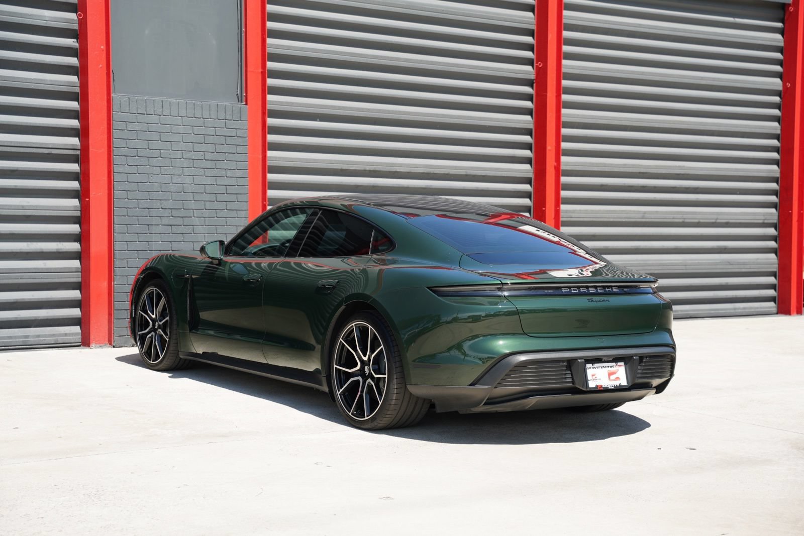 Used 2025 Porsche Taycan RWD image 12