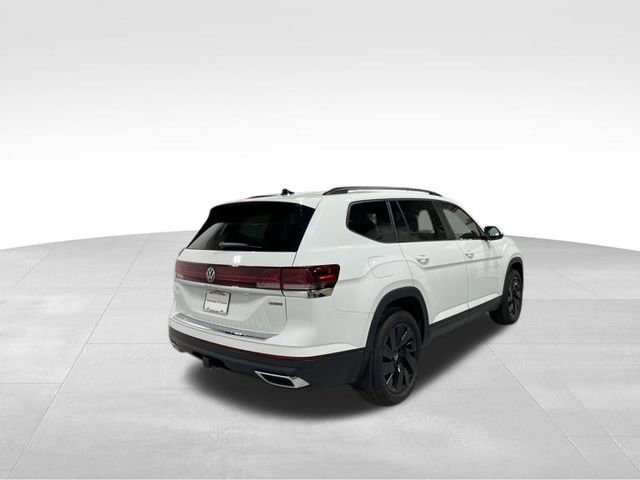 Used 2025 Volkswagen Atlas SE image 7