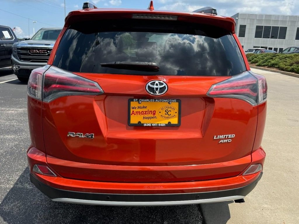 Used 2016 Toyota RAV4 Limited AWD/4WD image 4