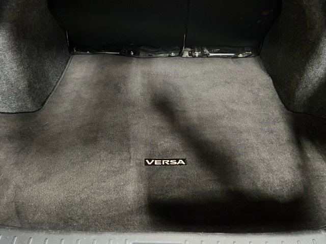 Used 2021 Nissan Versa SV image 19