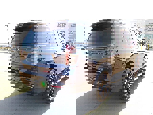 Used 2021 Chevrolet Tahoe RST w/ Rear Media and Nav Package image 4