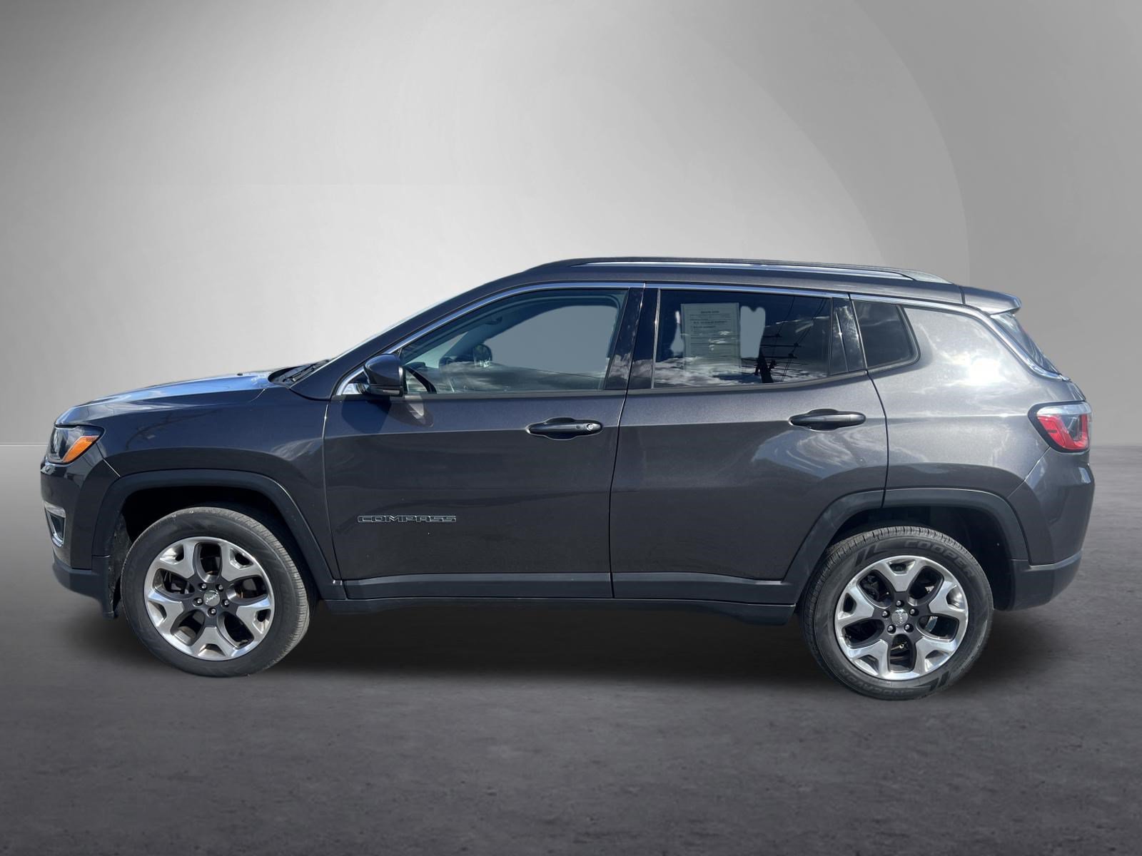 Used 2019 Jeep Compass Limited AWD/4WD image 7