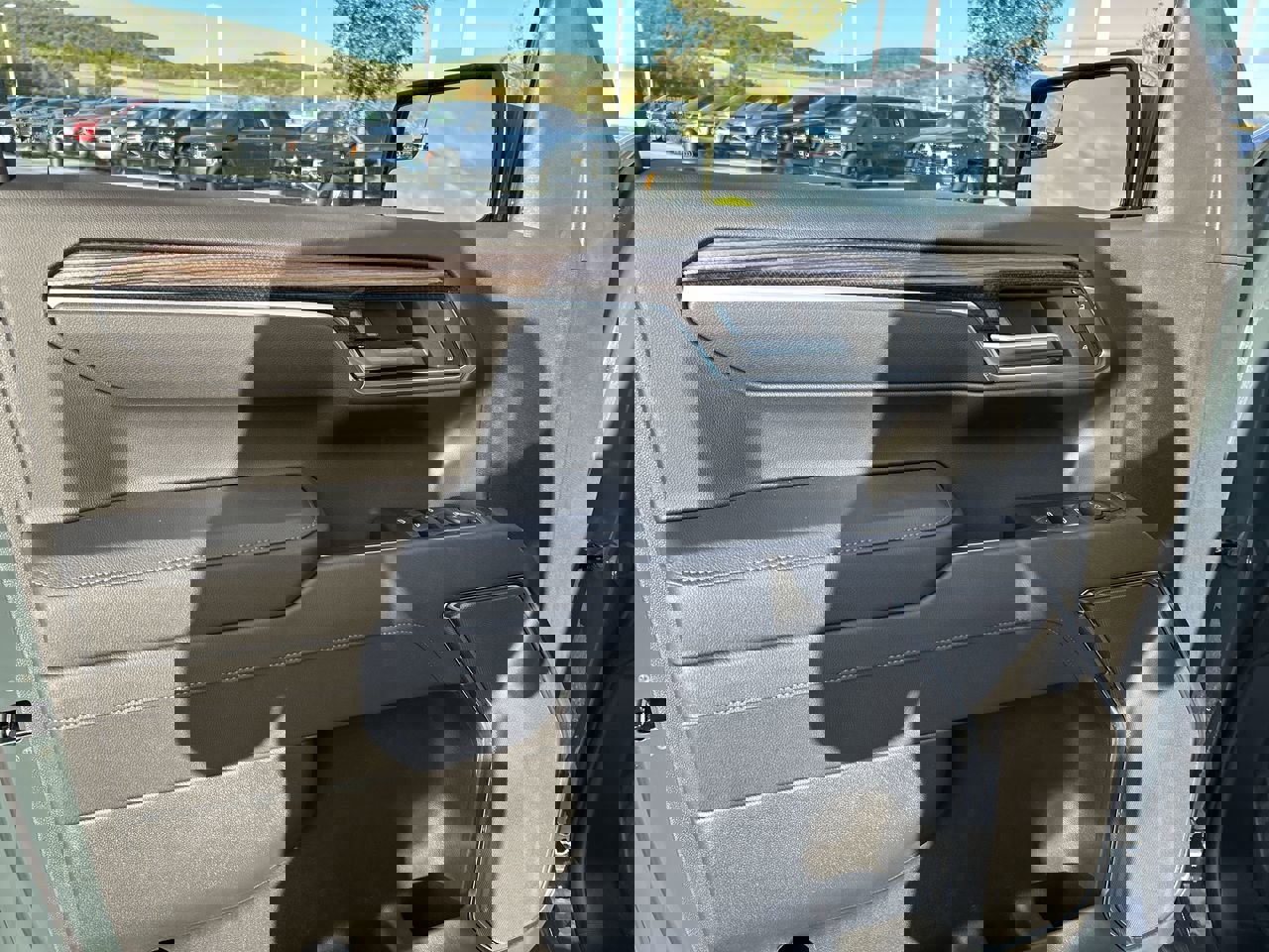 New 2026 Chevrolet Silverado 1500 LT w/ LPO, Dark Essentials Package image 20