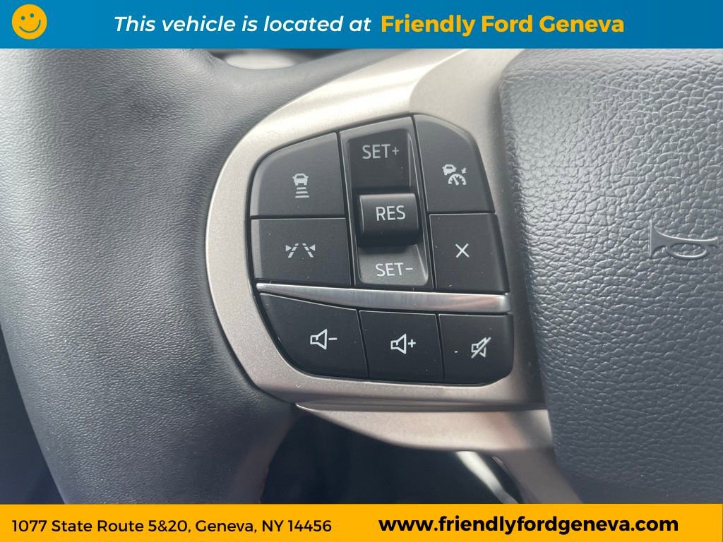Used 2025 Ford Explorer Active w/ Active Comfort Package AWD/4WD image 17
