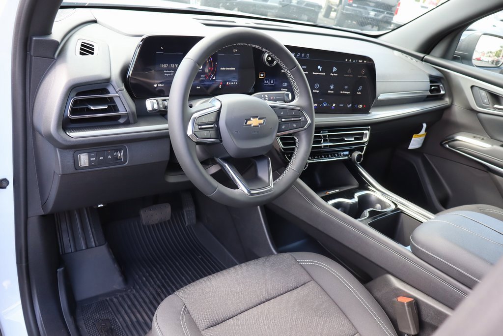 New 2026 Chevrolet Traverse LT w/ LPO, Floor Liner Package image 4