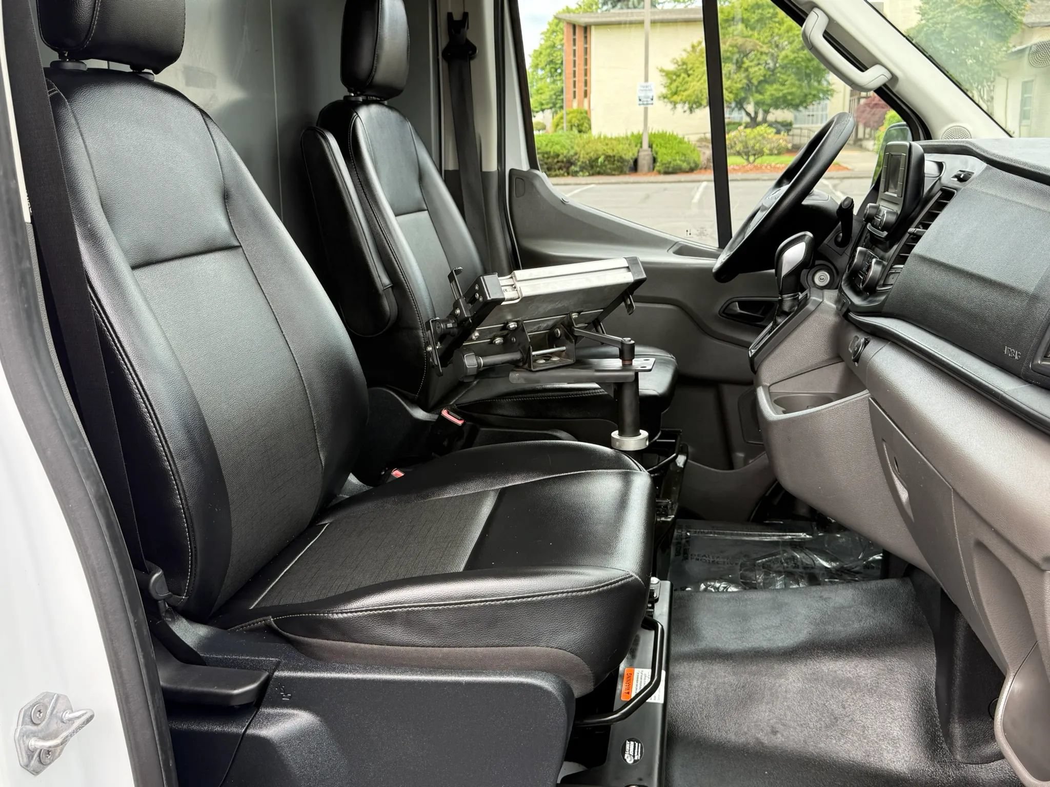 Used 2020 Ford Transit 350 Medium Roof RWD image 17