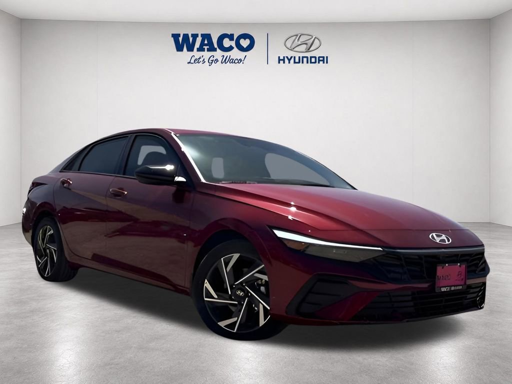 Used 2025 Hyundai Elantra Sport FWD image 1
