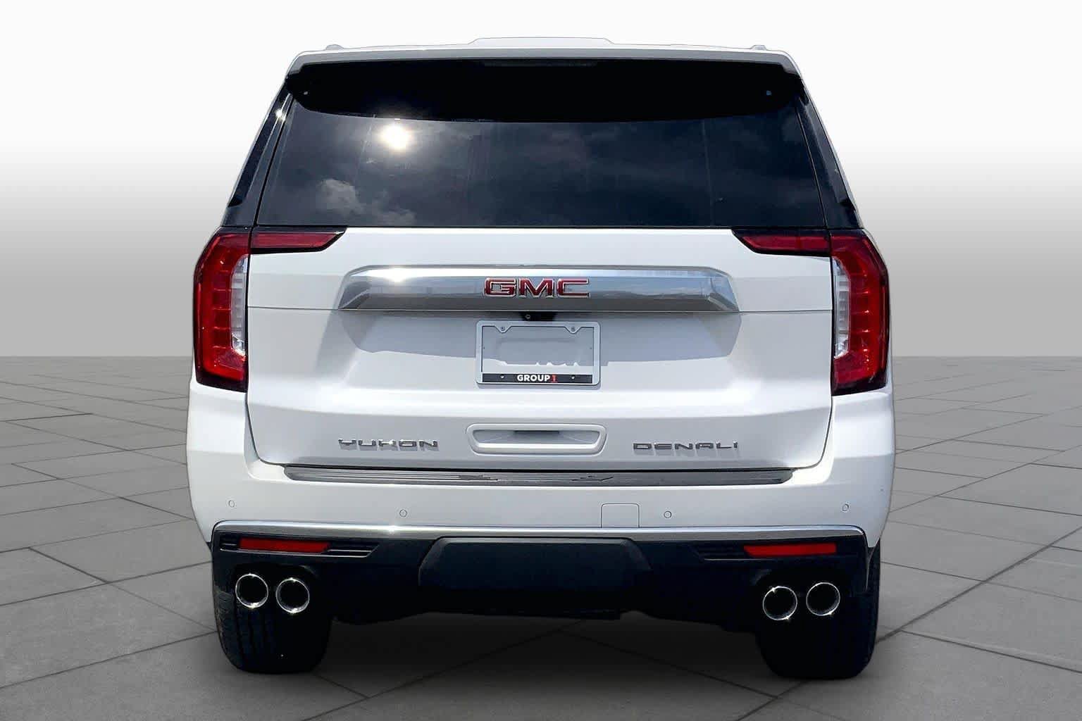 Used 2021 GMC Yukon Denali w/ Advanced Technology Package RWD image 5