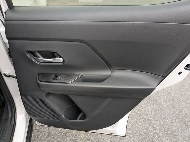New 2026 Nissan Kicks SV w/ Cold Weather Package FWD image 27