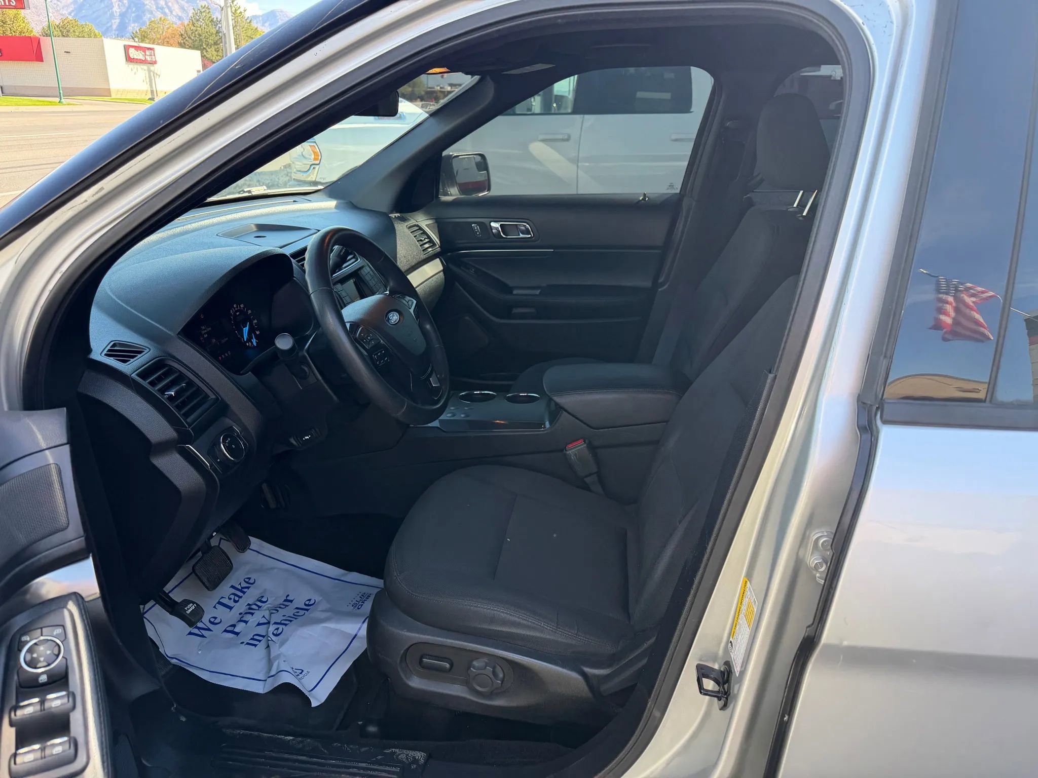 Used 2017 Ford Explorer 4WD Police Interceptor w/ Interior Upgrade Package image 11