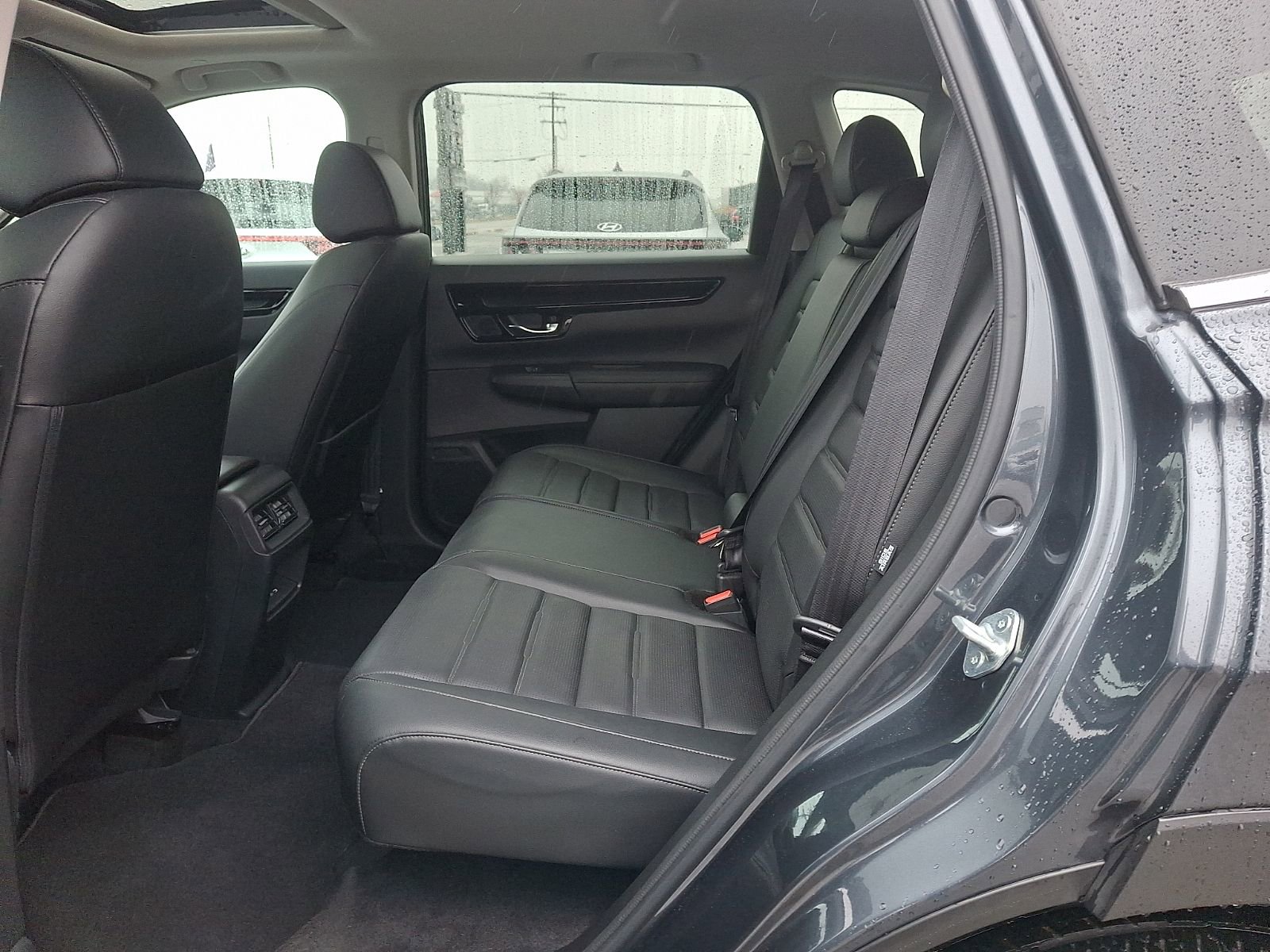 Used 2025 Honda CR-V EX-L image 10