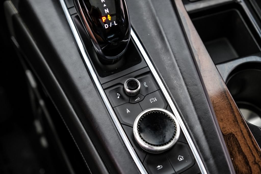 Used 2021 Cadillac Escalade Sport Platinum w/ LPO, ONYX Package AWD/4WD image 28