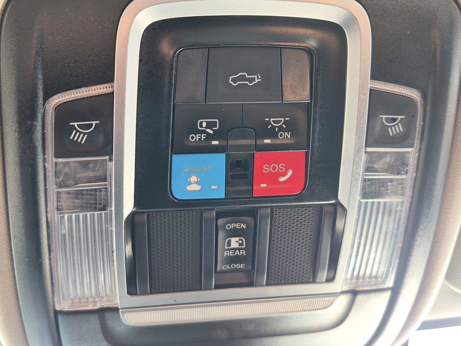 Used 2024 RAM 2500 Laramie w/ Safety Group AWD/4WD image 28