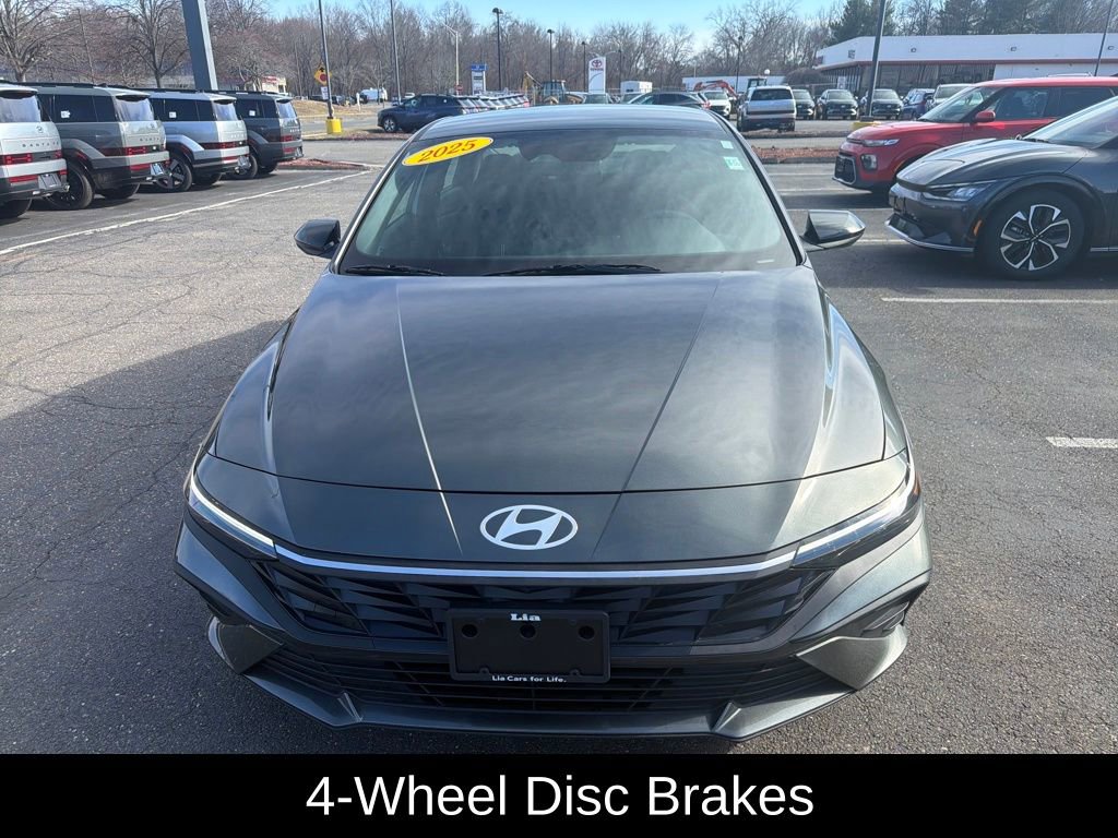 Certified 2025 Hyundai Elantra SEL image 8