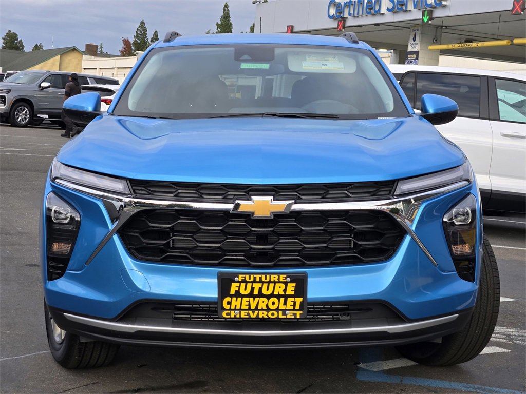 New 2026 Chevrolet Trax LT image 2