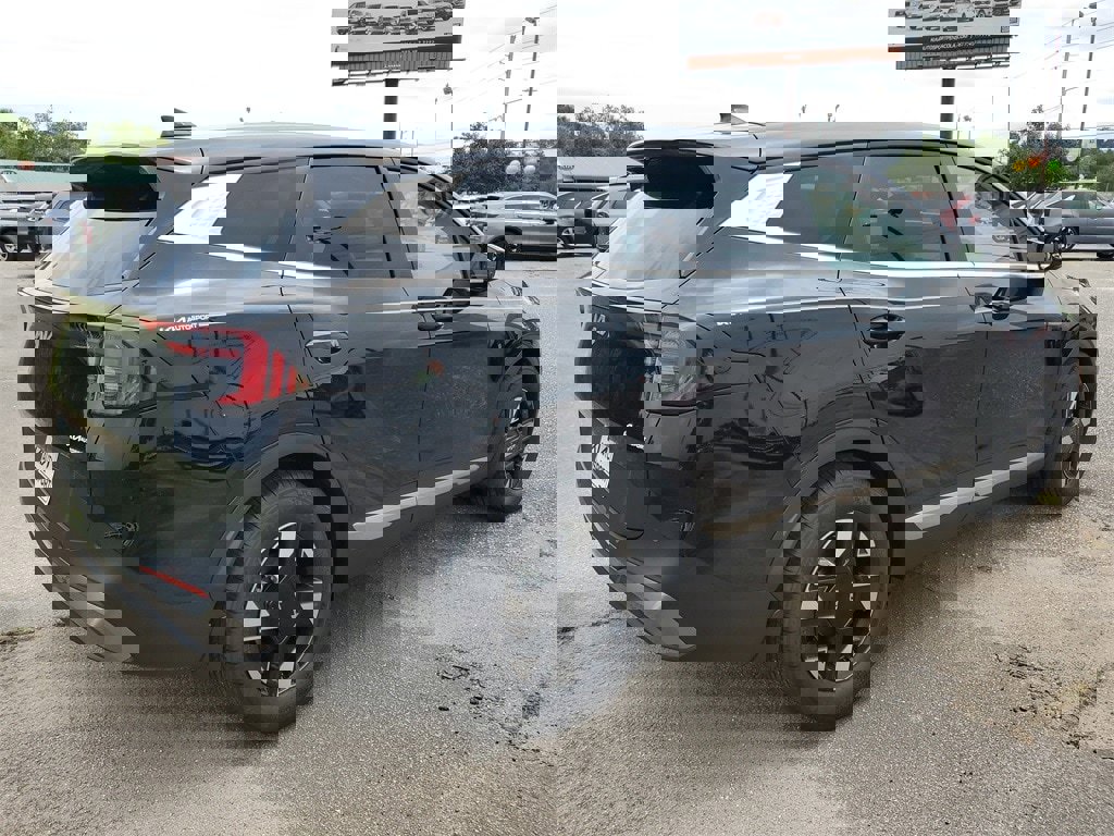 New 2026 Kia Sportage LX image 4