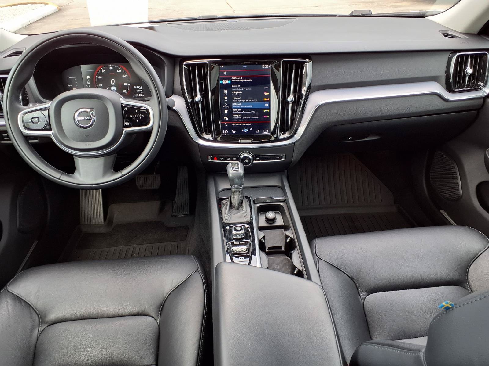 Used 2019 Volvo S60 T6 Momentum w/ Premium Package AWD/4WD image 17