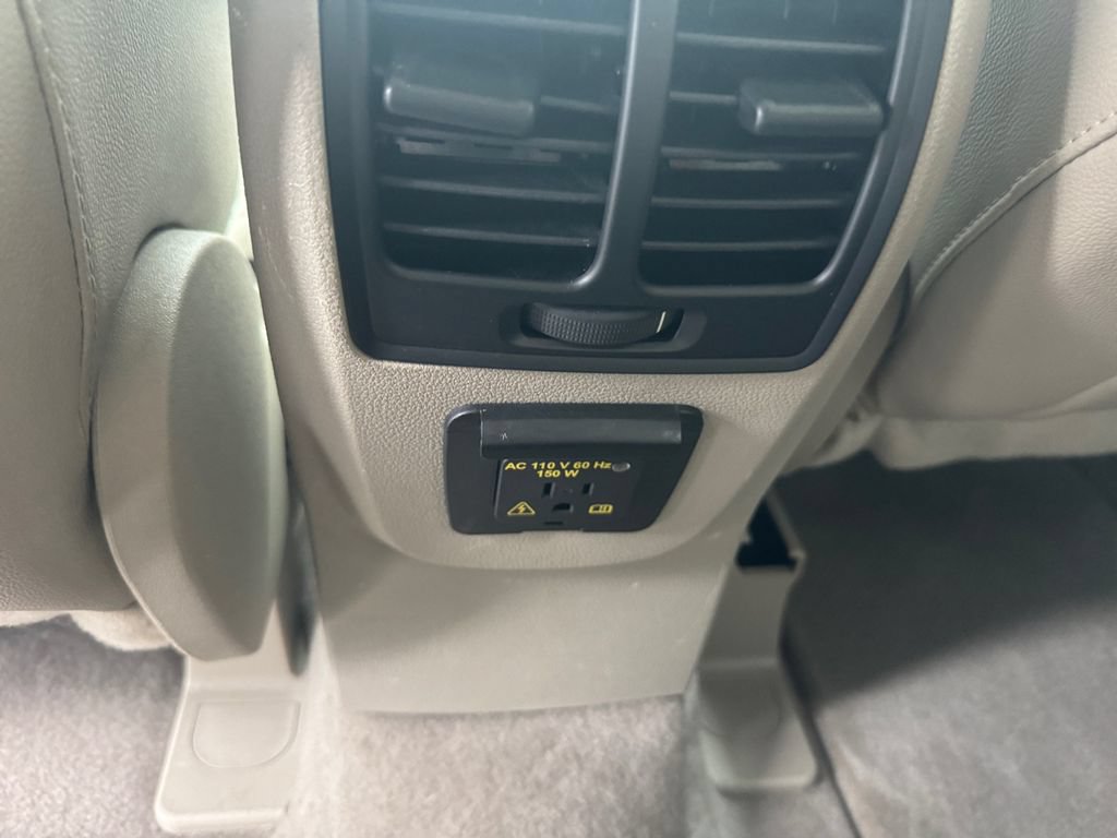 Used 2014 Ford Escape Titanium FWD image 19