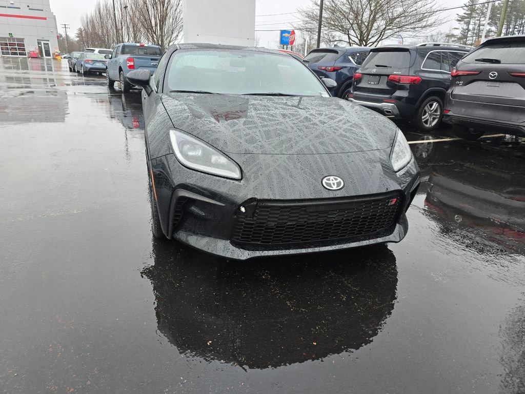 Certified 2024 Toyota GR86 Premium RWD image 9