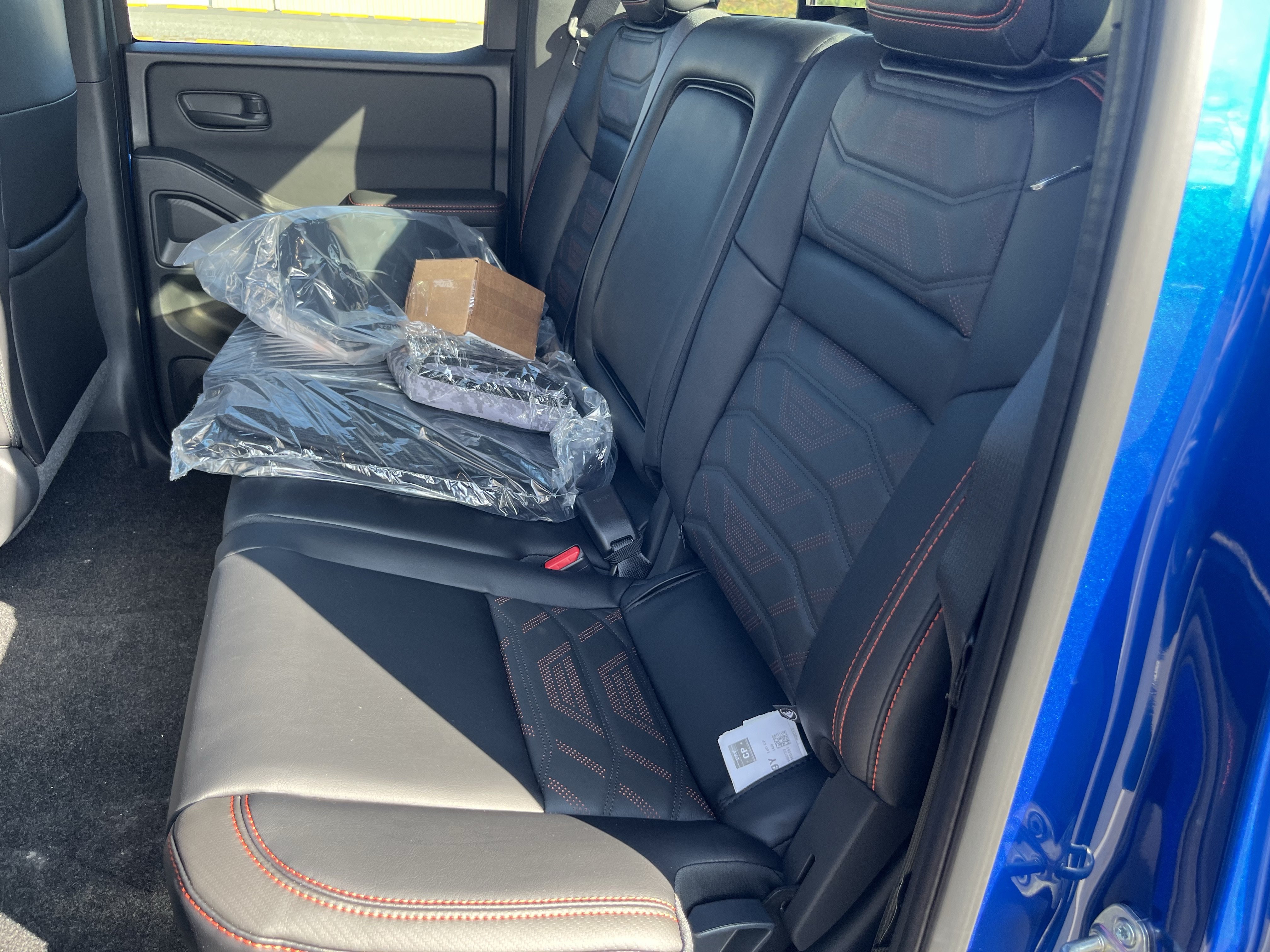 New 2027 Nissan Frontier PRO-4X w/ Pro Premium Package AWD/4WD image 15
