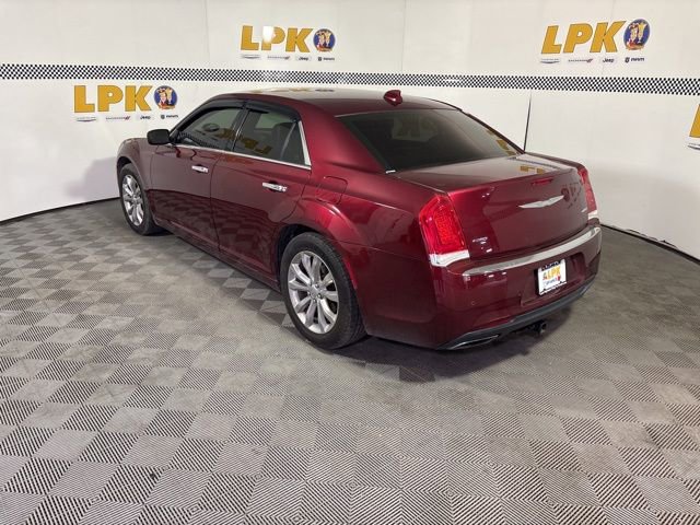 Used 2018 Chrysler 300 Limited w/ Safetytec Plus Group image 9