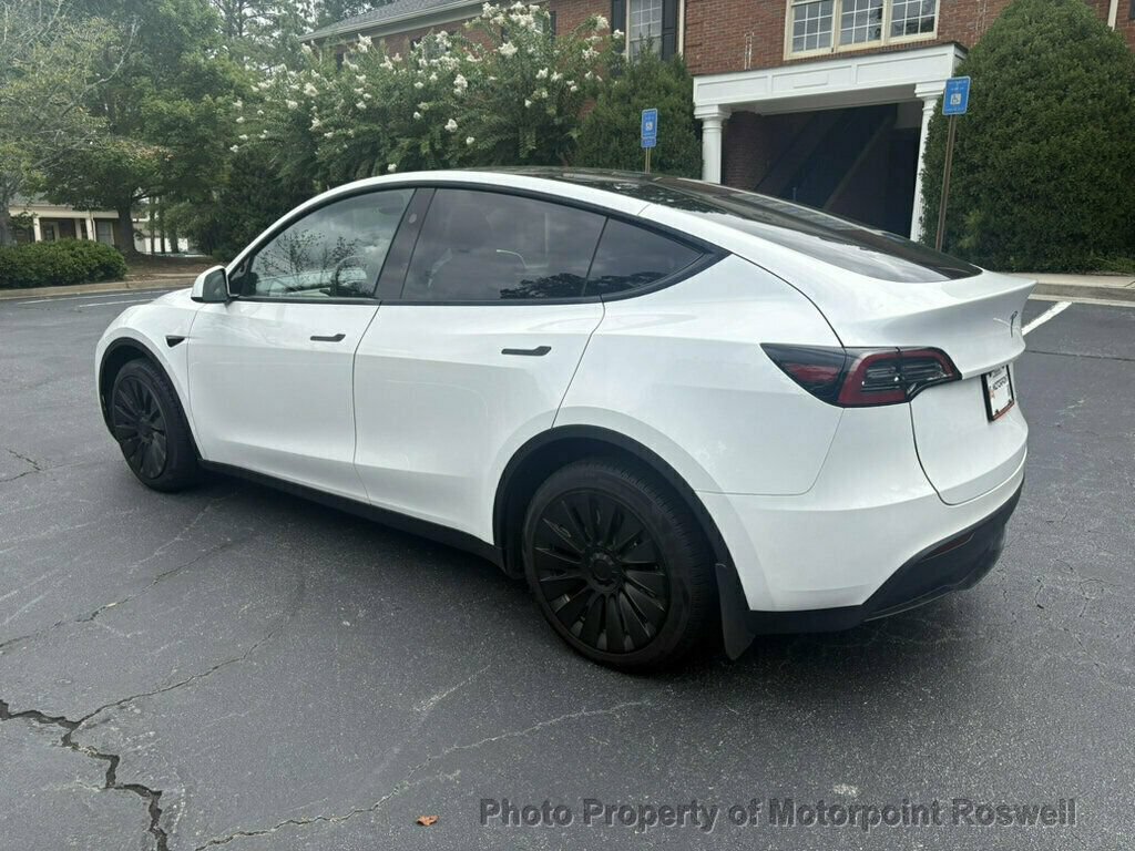 Used 2023 Tesla Model Y Long Range AWD/4WD image 8
