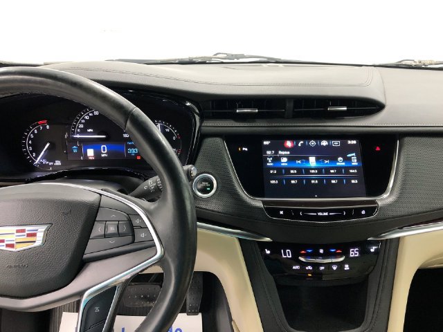 Used 2017 Cadillac XT5 Luxury w/ Driver Awareness Package AWD/4WD image 20