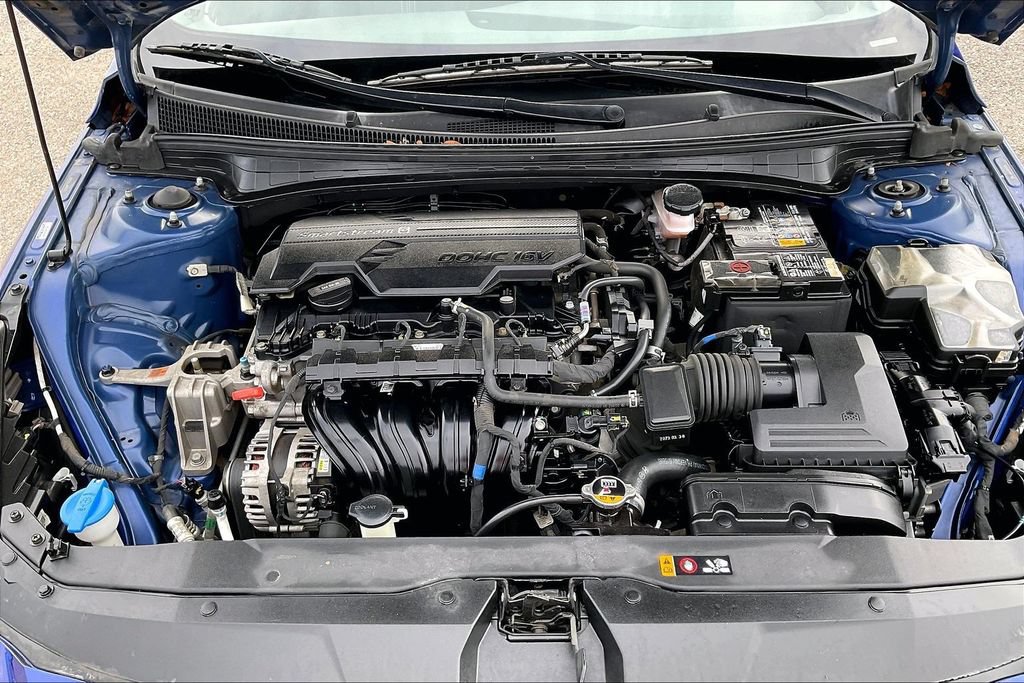 Used 2023 Hyundai Elantra SEL w/ Convenience Package FWD image 10