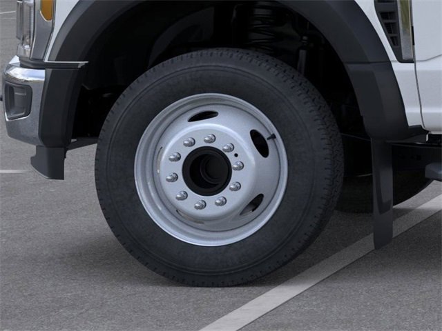 New 2025 Ford F550 2WD Regular Cab Super Duty image 19