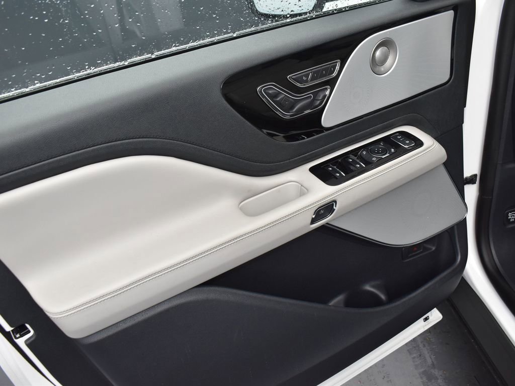 New 2026 Lincoln Aviator Reserve w/ Luxury Package image 9