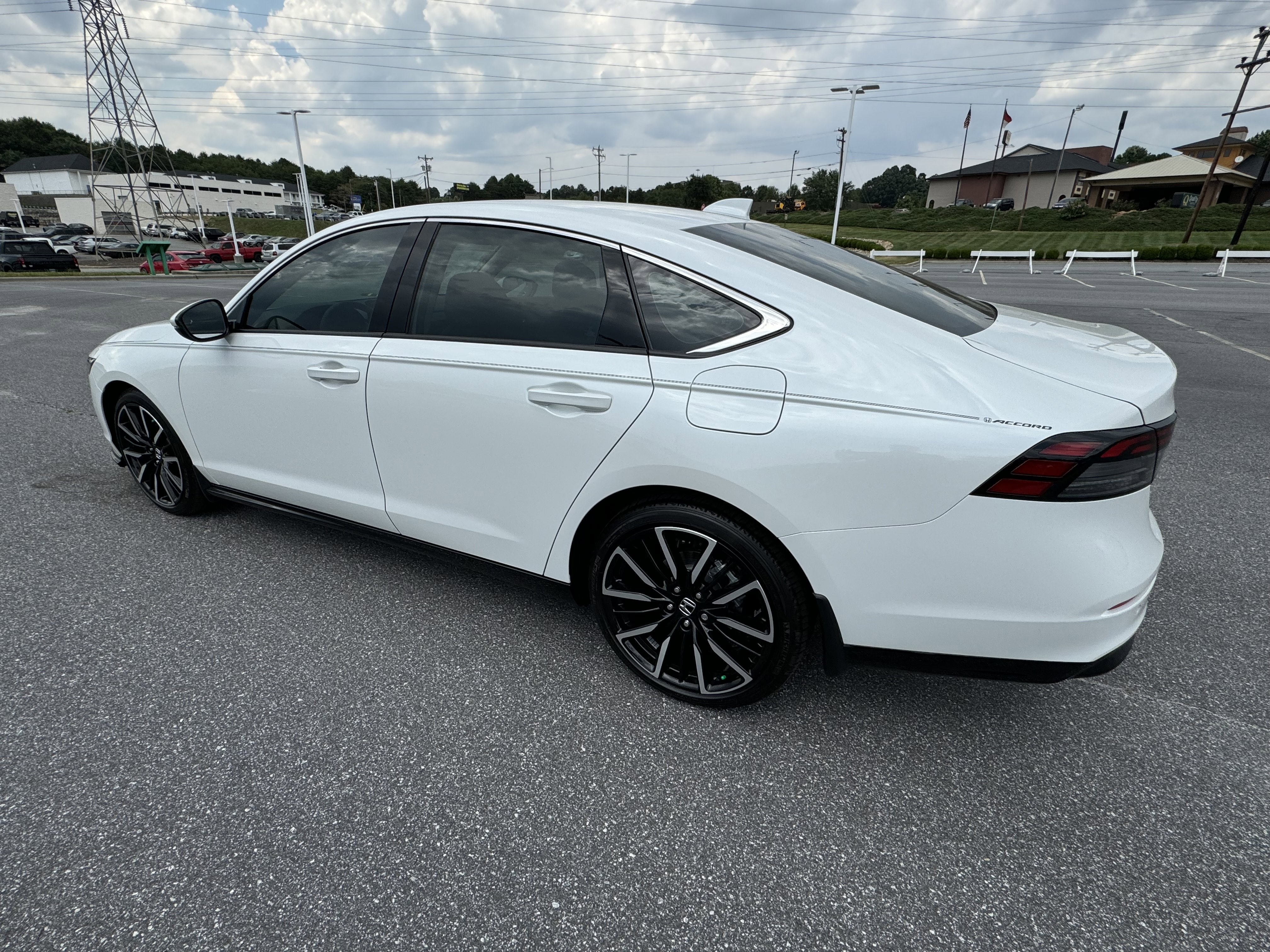 New 2025 Honda Accord Touring image 7