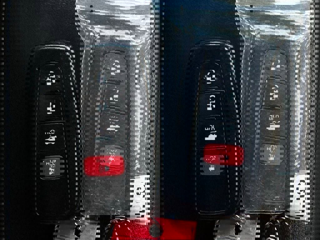 Used 2020 Toyota Corolla SE image 26