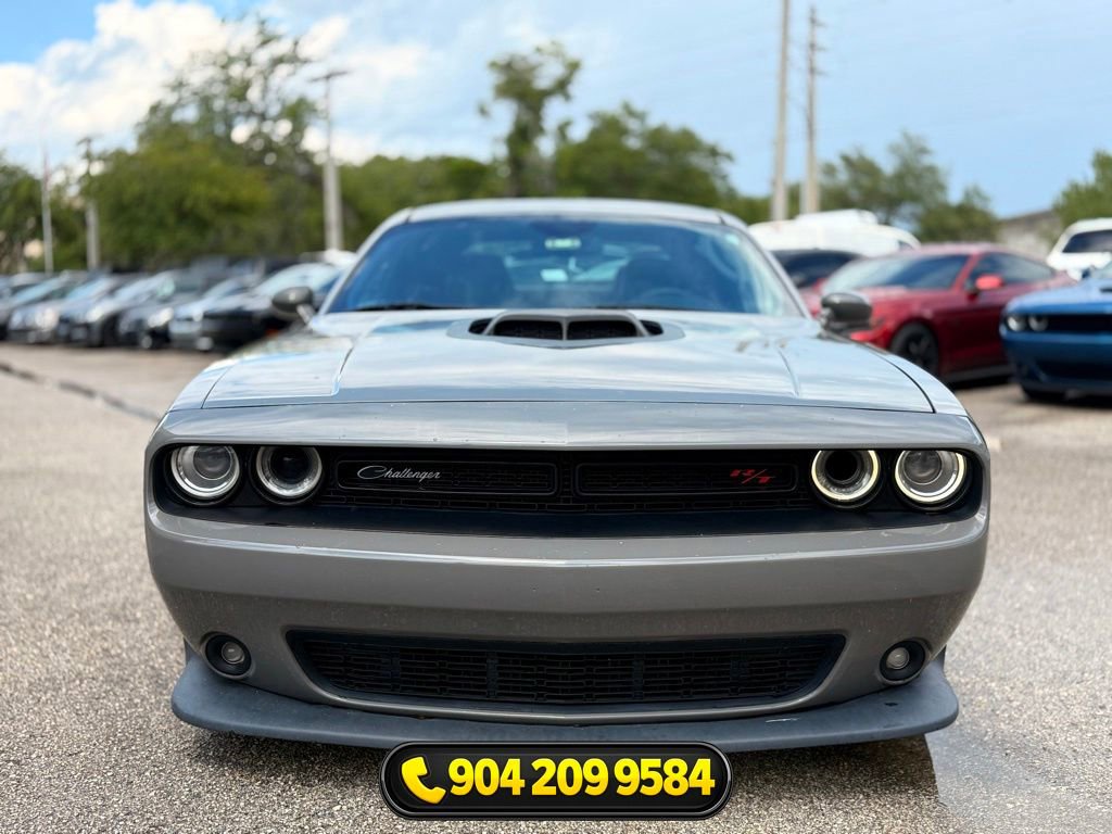 Used 2017 Dodge Challenger R/T Scat Pack RWD image 11