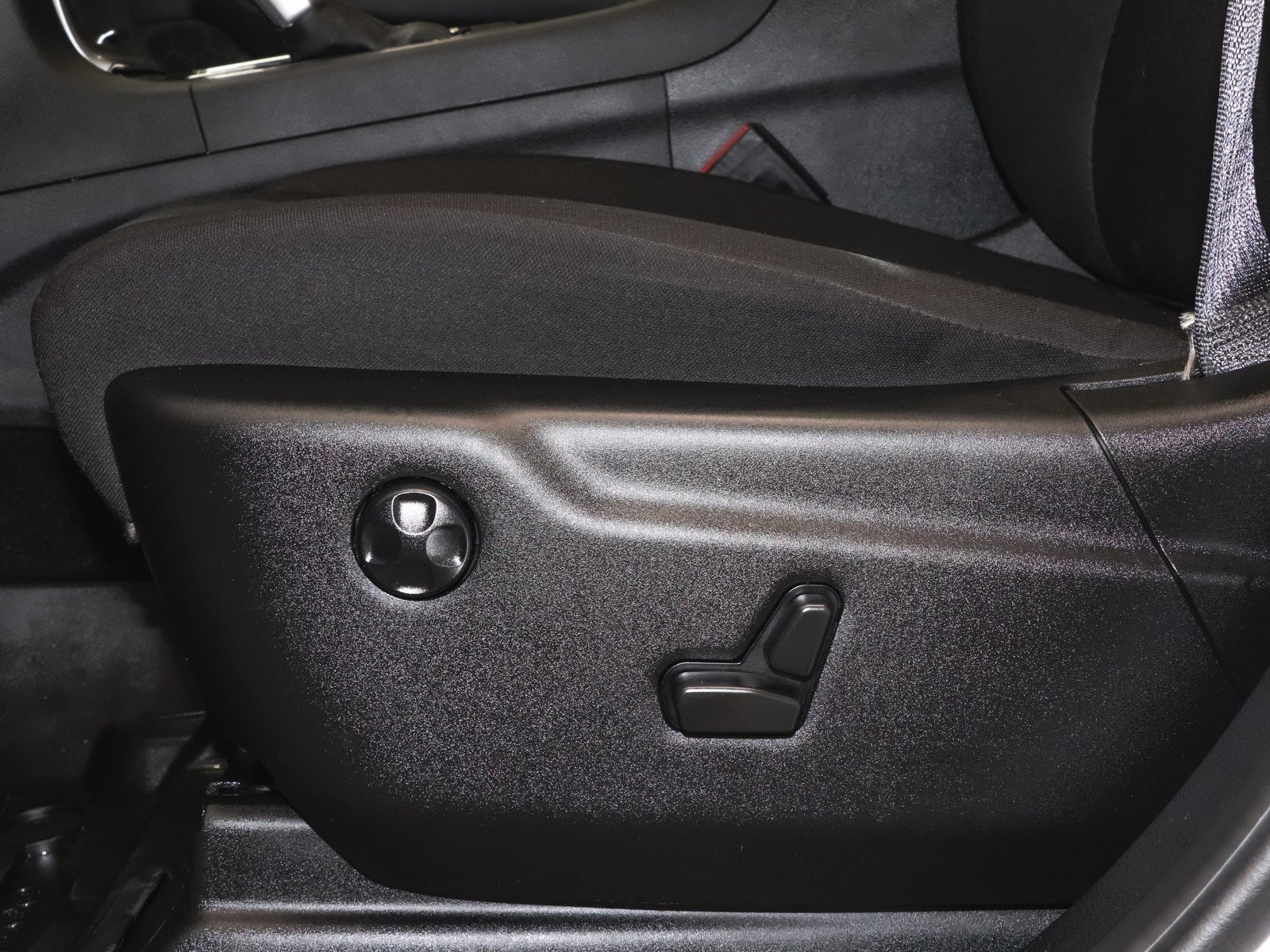 Used 2021 Jeep Grand Cherokee Laredo image 20