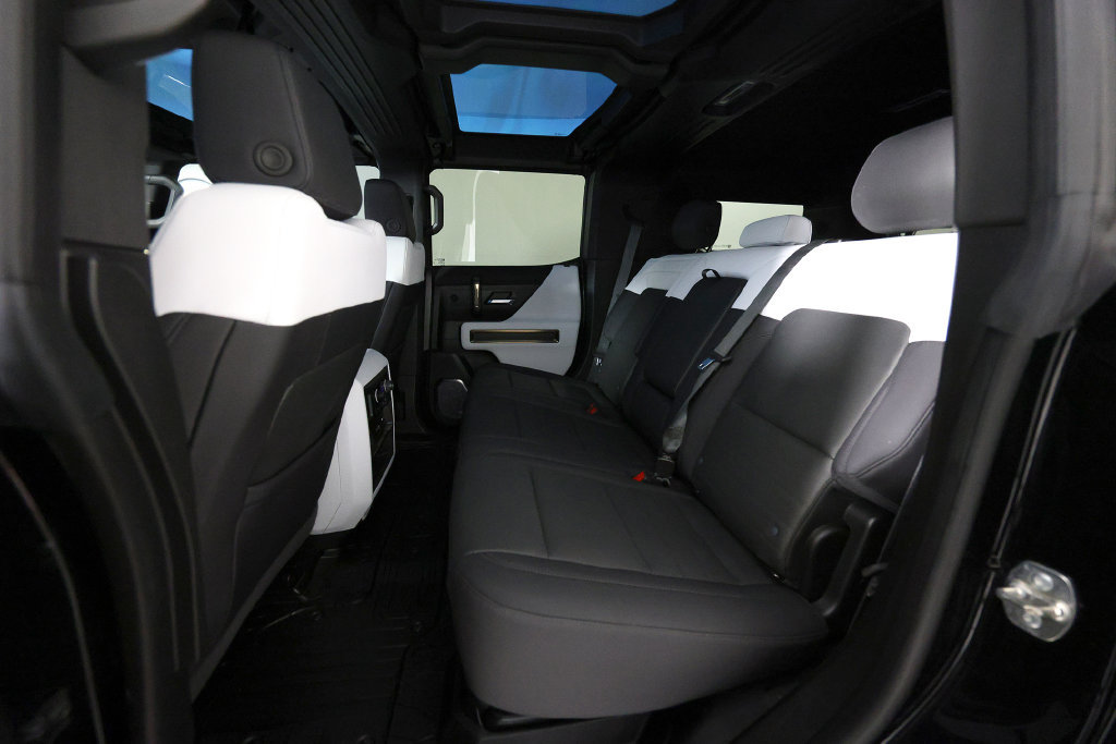 Used 2024 GMC Hummer EV 2X w/ LPO, Illumination Package AWD/4WD image 14