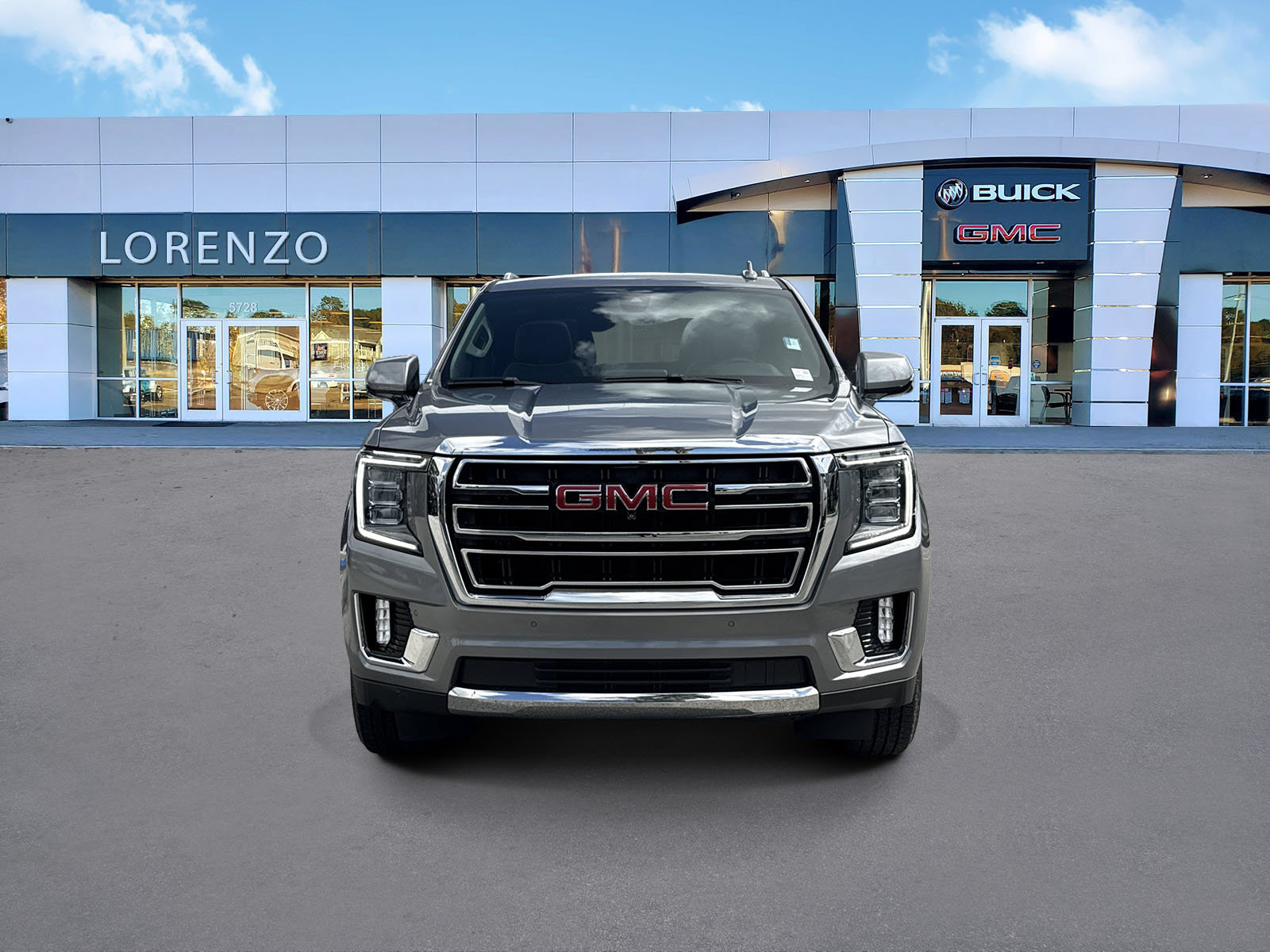 Used 2021 GMC Yukon SLT w/ SLT Premium Package RWD image 2