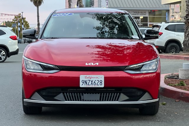 Used 2024 Kia EV6 Light RWD image 9