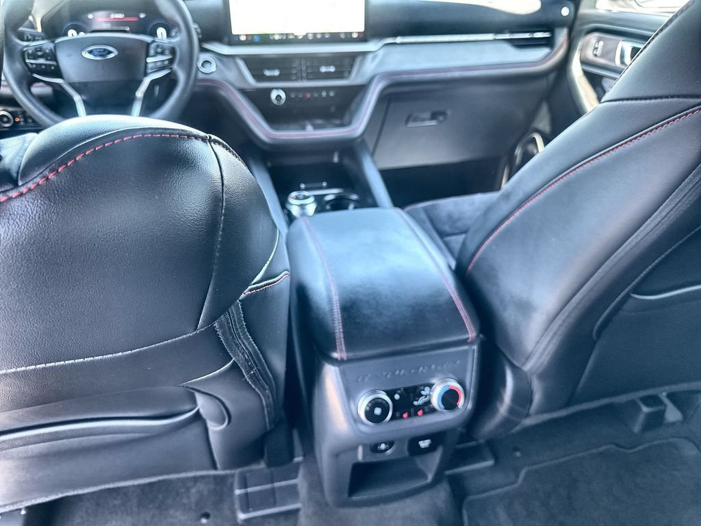 Used 2025 Ford Explorer ST AWD/4WD image 21