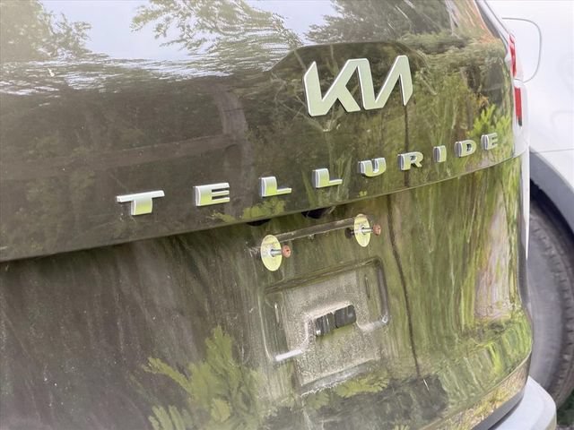 Used 2022 Kia Telluride SX w/ Towing Package AWD/4WD image 14